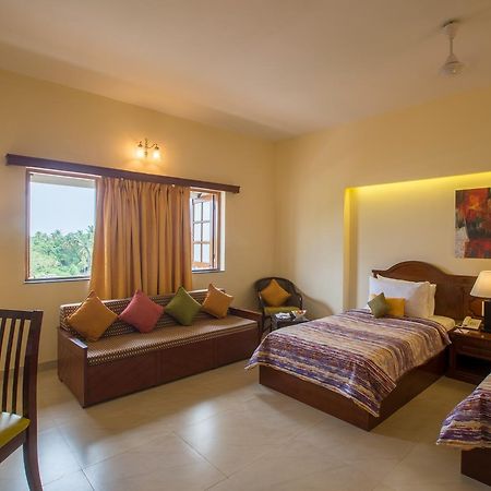Viva Hotel Near Madgaon Railway Station Buitenkant foto