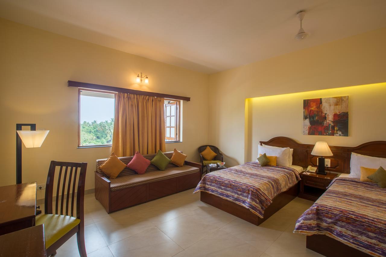 Viva Hotel Near Madgaon Railway Station Buitenkant foto